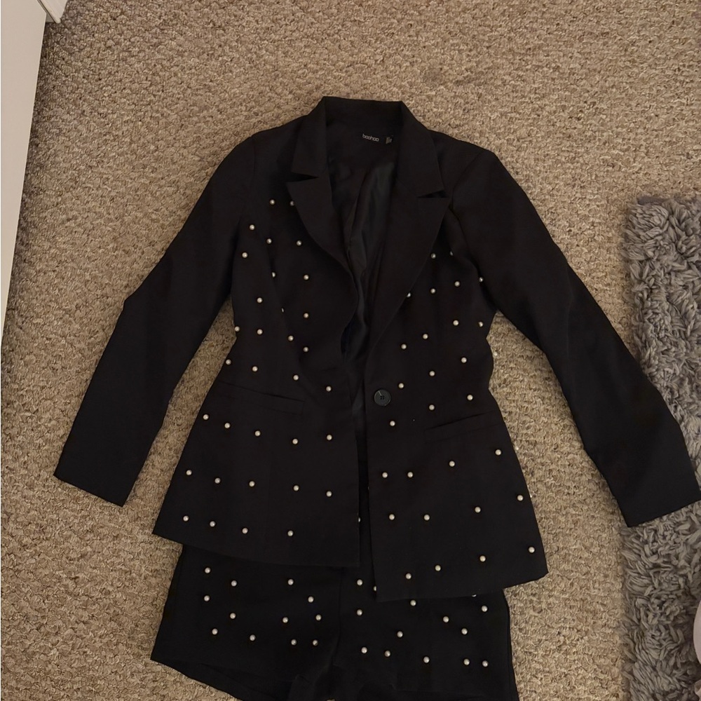 Boohoo Black Pearl-Detail Tailored Blazer & Shorts Suit Set
